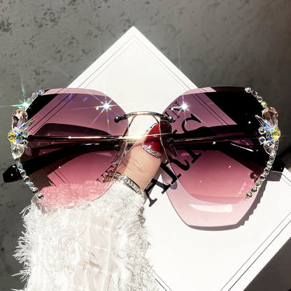 😎Vintage Rimless Rhinestone napszemüveg 🎉divat márka tervező napszemüveg 🥳divat retro vágó lencse gradiens napszemüvegek